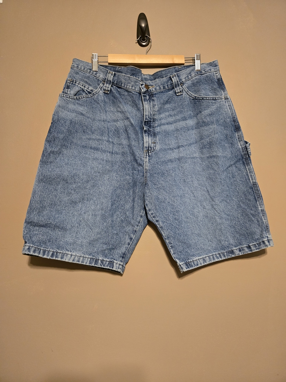 Lot of 3 Men’s Wrangler Denim Carpenter Shorts 38